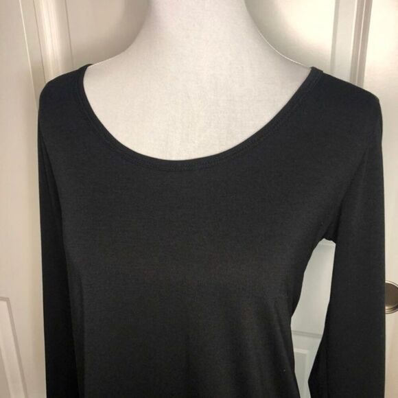 Lularoe Solid Black Long Sleeve T-shirt - Picture 9 of 11